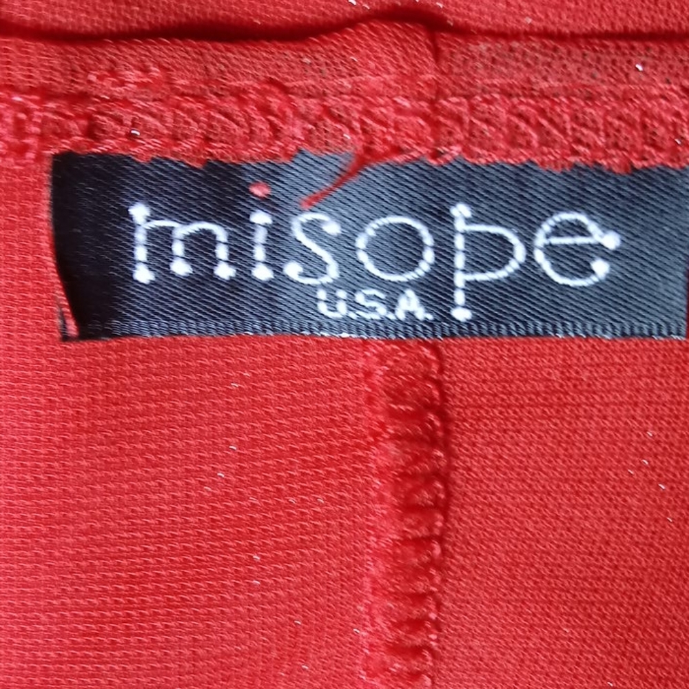 Misope Top - Picture 4 of 4